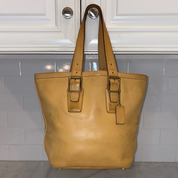 Coach Vintage Hamptons Millbrook Glove Tanned Leather Tote - Picture 1 of 16